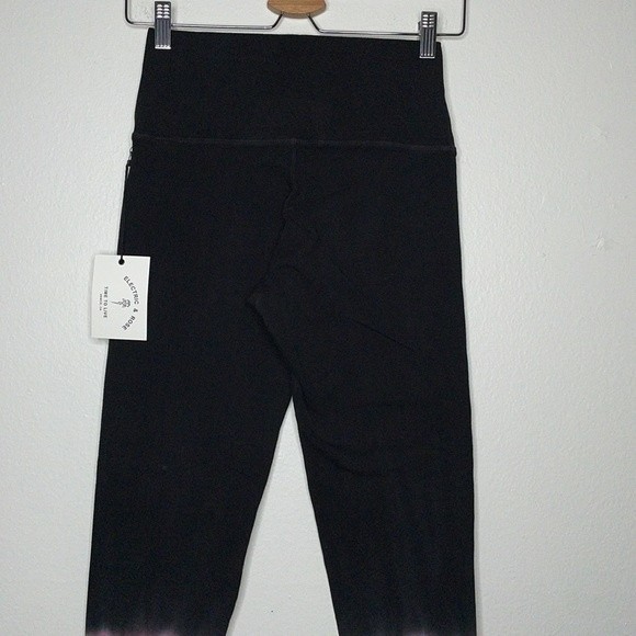Electric & Rose Womens Sz Large Sunset Legging in Onyx & Pink - Picture 6 of 8